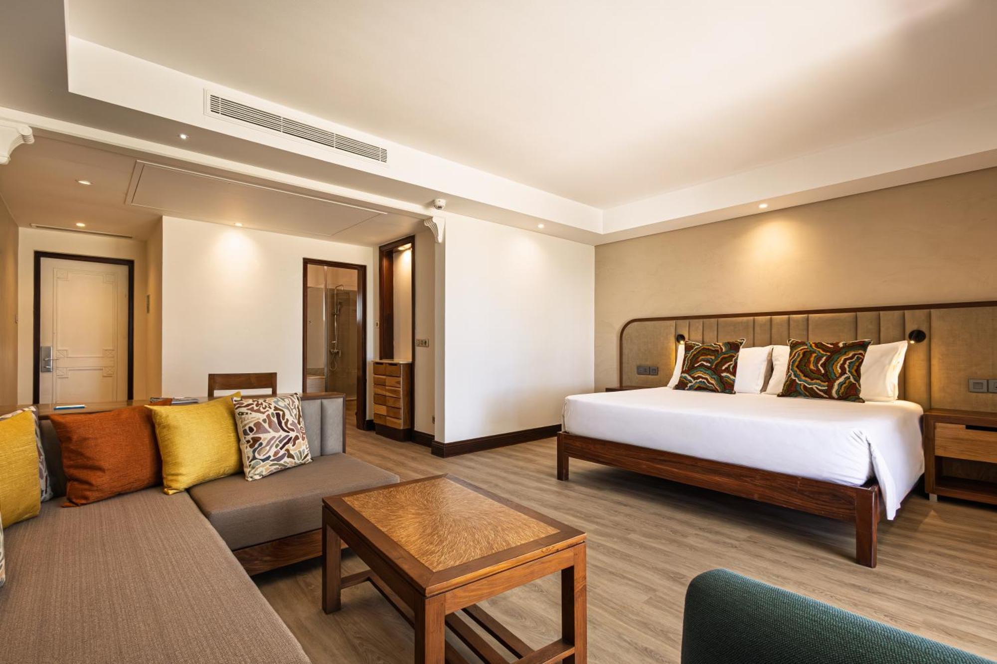 Deluxe Room,1742757946:JPEG